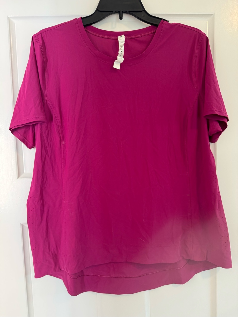 Lululemon Training Tee in Magenta Purple Size 12 NWOT RT $58